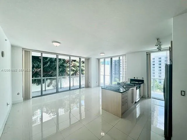 1111 SW 1st Ave #1219