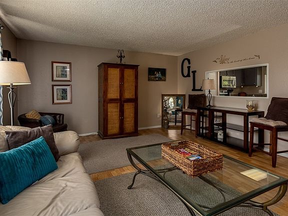 5th image of 316 White Pine Dr