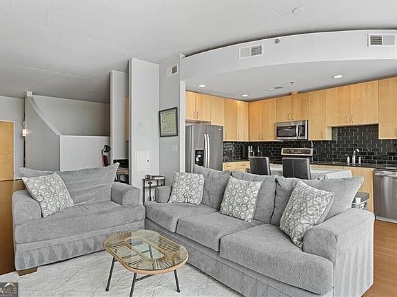 2nd image of 361 17th St #2115