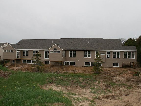 3rd image of 859 Cook Crossing Dr SE #32