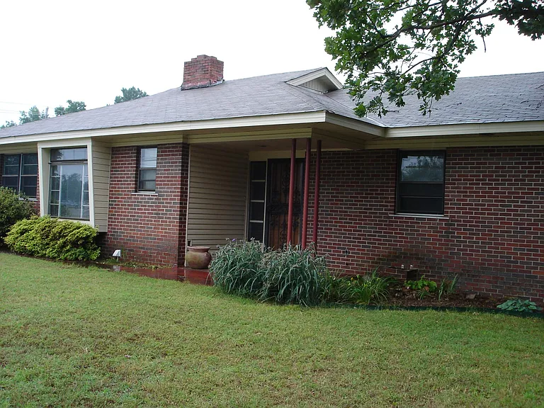 1 Virginia Ln — Photo 21