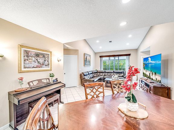2nd image of 4400 NW 30th Street #421
