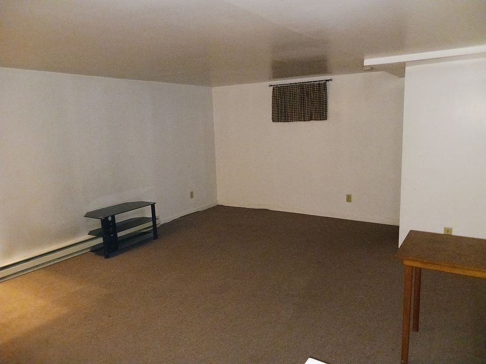 Basement rec room