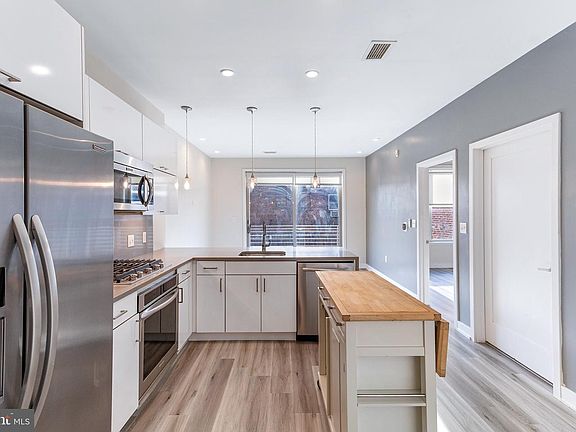 5th image of 1350 Maryland Ave NE Unit 116
