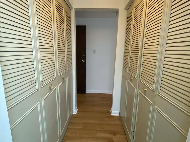7305 Circle Ave — Photo 4