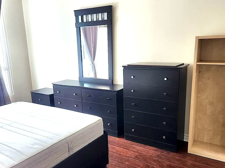 220 Burnhamthorpe Rd W #2902 — Photo 8