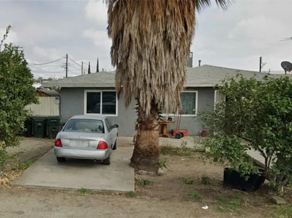 10409 Hemlock Ave, Fontana, CA 92337