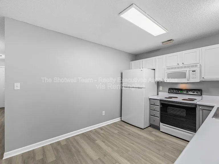 4757 Royal Prince Way — Photo 7