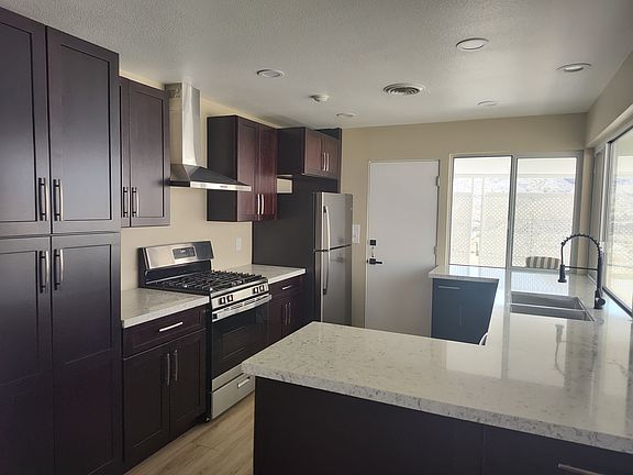 2nd image of 39450 Bel Air Dr