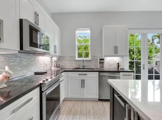 914 Saint George Blvd, Delray Beach, FL 33483