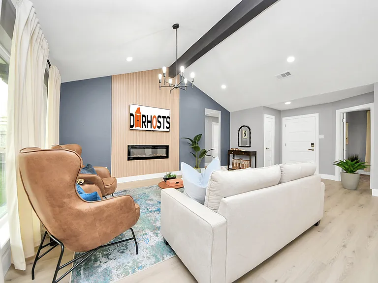 Falcon Meadow Dr — Photo 18