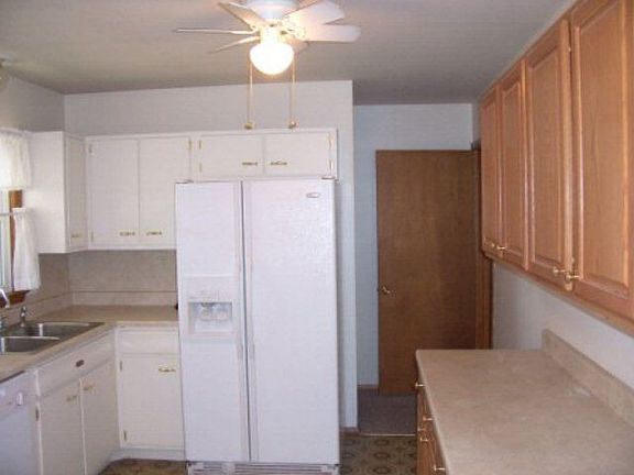 4th image of 2504 Citation Ave