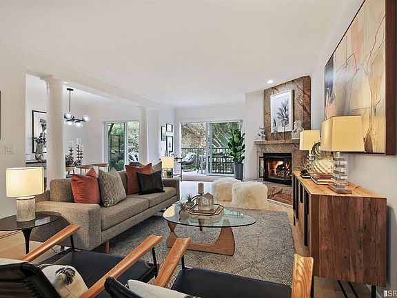 4th image of 80 Collingwood St APT 201