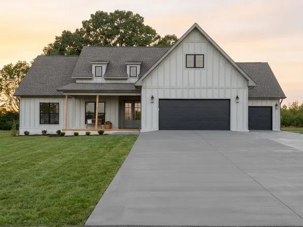 537 Camden Tucker Trl, Killen, AL 35645