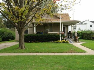 114 N 2nd St, Waterville, OH 43566