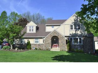 419 Vernon Rd, Jenkintown, PA 19046