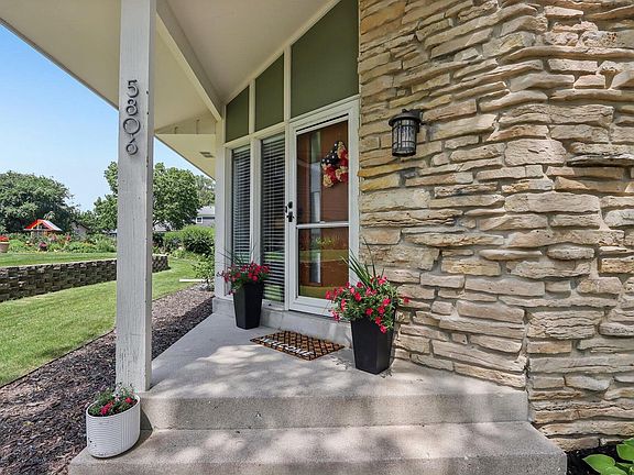 2nd image of 5806 Glen Flora DRIVE