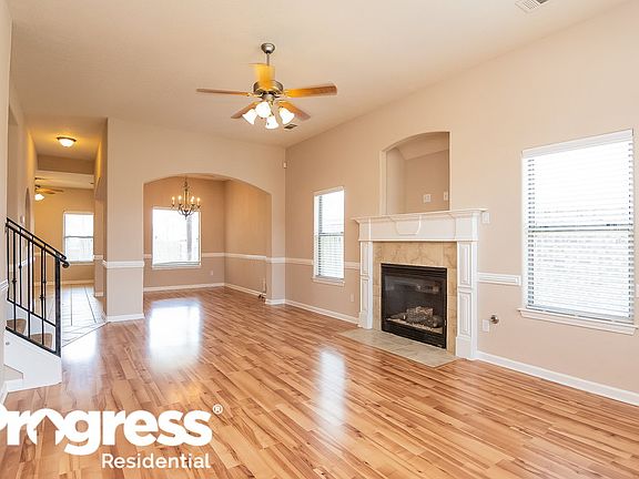 2nd image of 220 Birch Springs Cv