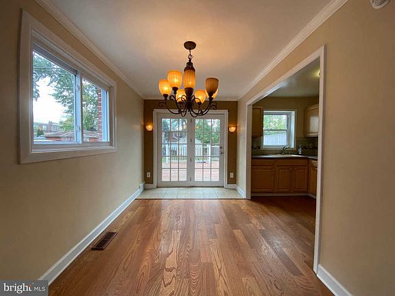 5th image of 616 W Ashland Ave