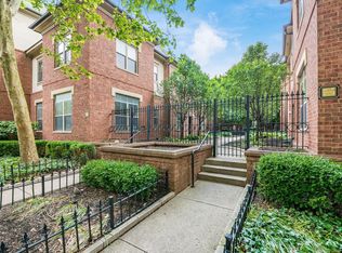 38 W Russell St, Columbus, OH 43215