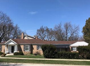 123 S I Oka Ave, Mount Prospect, IL 60056