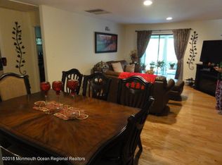 42 Wild Turkey Way UNIT B, Manalapan, NJ 07726