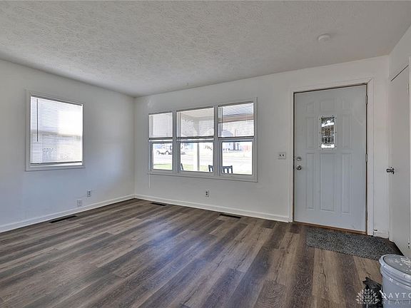 4th image of 2313 Grand Blvd