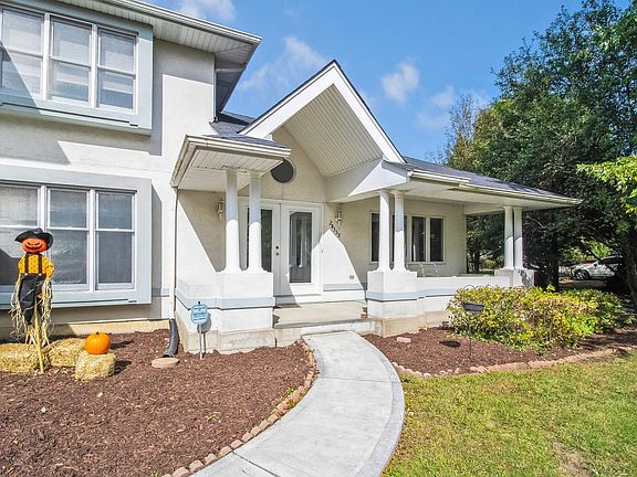 3rd image of 24358 Schubert Ln