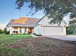 320 Dillo Trl, Liberty Hill, TX 78642