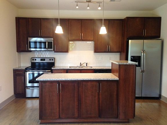 Kitchen Area w/ Stainless Steel Appliances