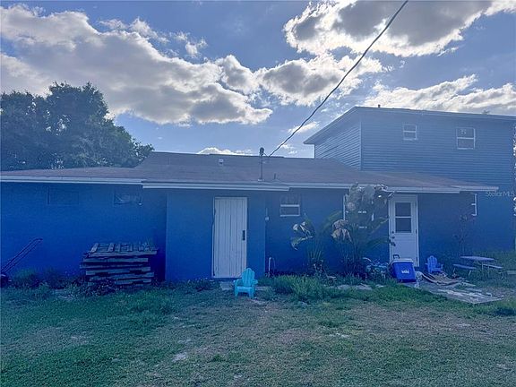 4th image of 1142 SW Mildred St