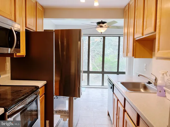 8141 Needwood Rd Unit 102, Derwood, MD 20855