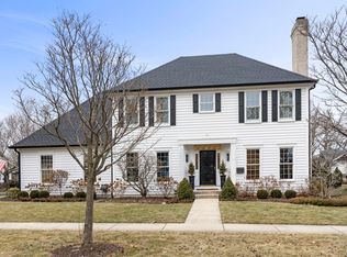 444 Cottage Ave, Glen Ellyn, IL 60137