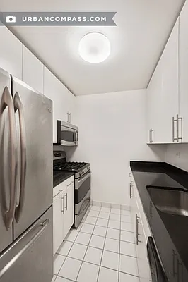 Rented by Compass | media 62