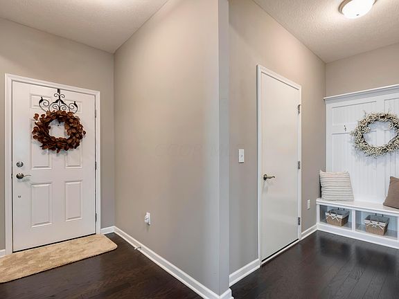 2nd image of 840 Zeller Cir