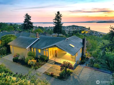 2651 52nd Avenue SW, Seattle, WA, 98116