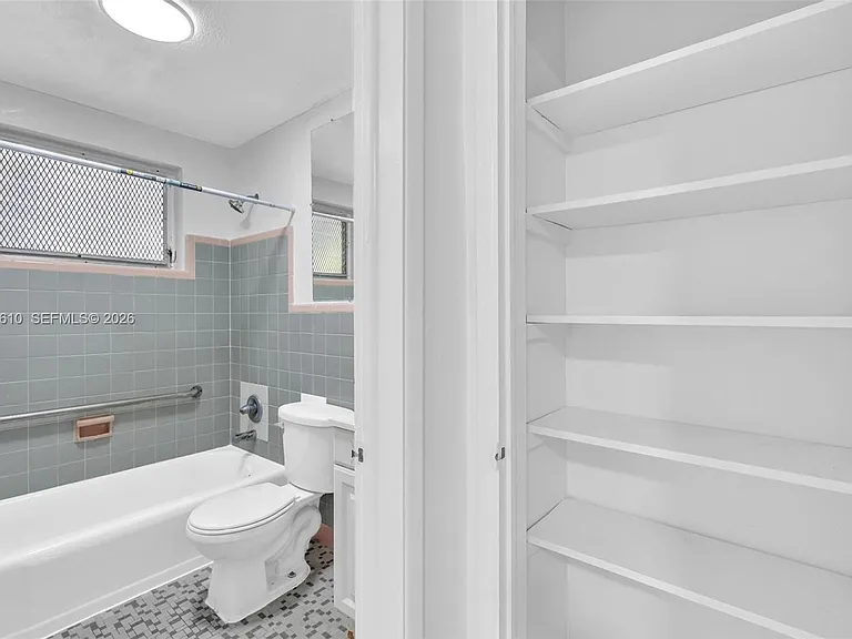 934 Meridian Ave #7 — Photo 11