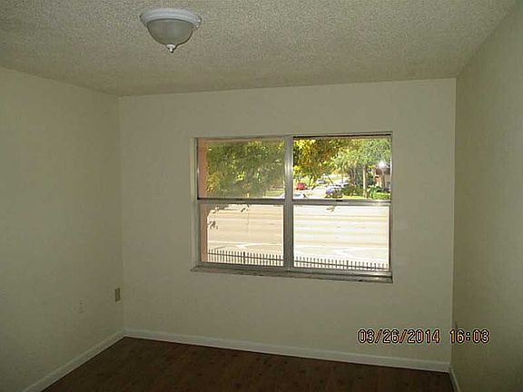 5th image of 10411 SW 108th Ave #255