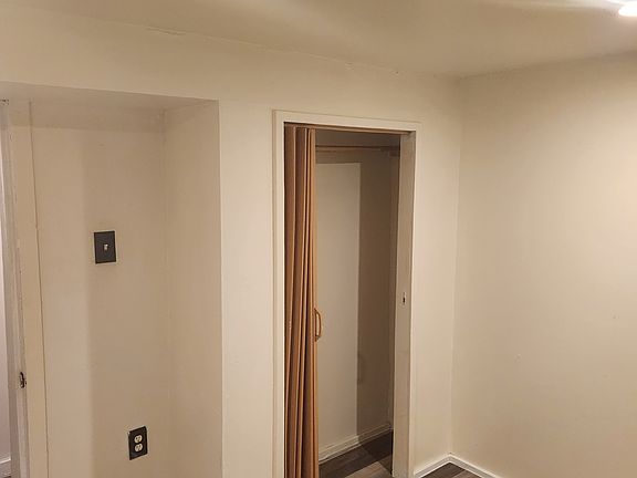 5th image of 329 N Lorel Ave Floor Basement