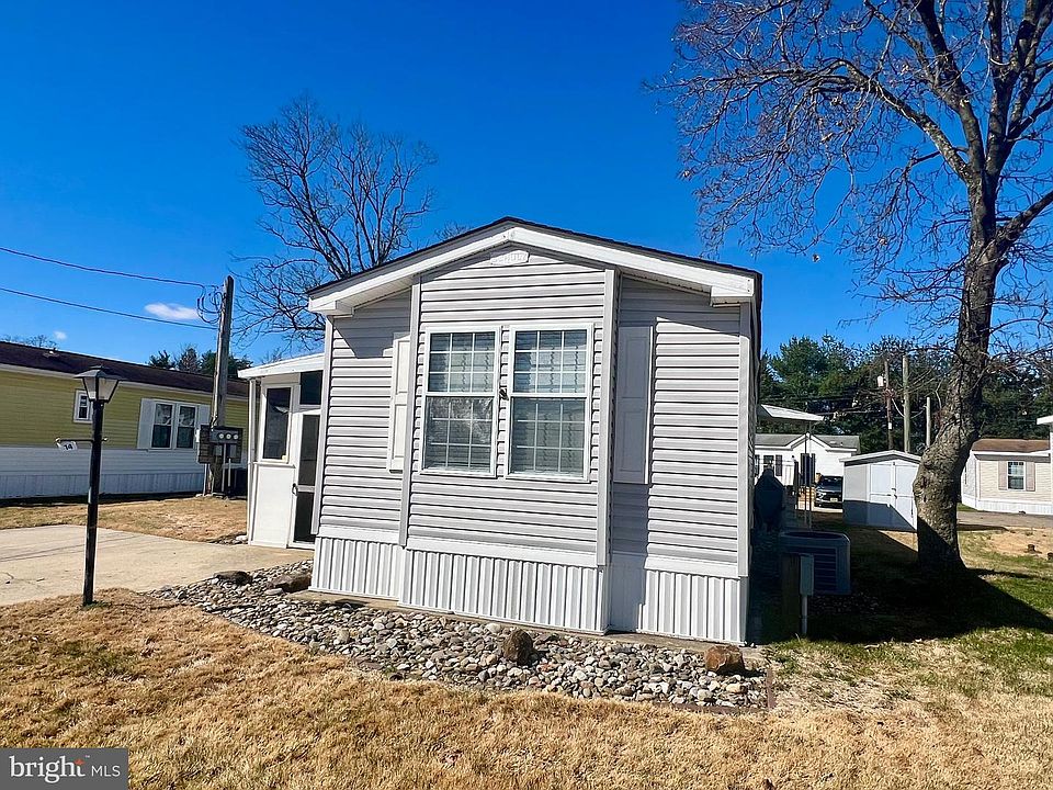1st image of 768 E Garden Rd #14