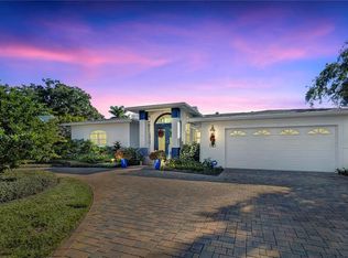 105 Estado Way NE, Saint Petersburg, FL 33704