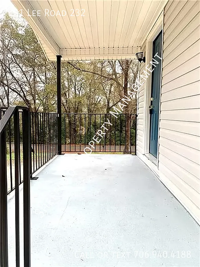 Spacious 3-Bedroom Home with 2.5 Baths in Phenix City — Photo 3