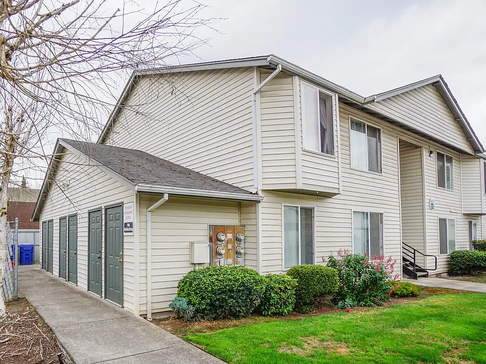 5075-5105 10th Ave NE