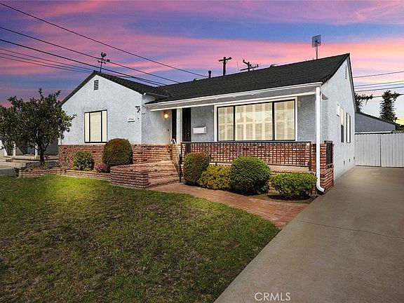 3rd image of 4944 Coke Ave #1