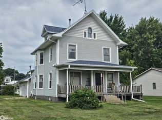 209 Locust St, Williams, IA 50271