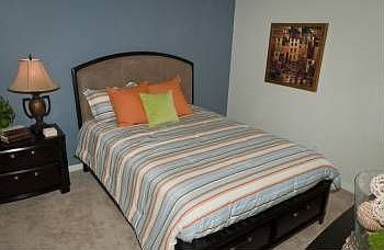 2nd image of 3225 Canterbury St APT 11