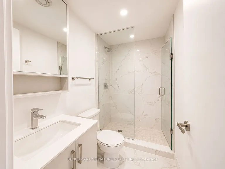 88 Queen St E #1215 — Photo 5