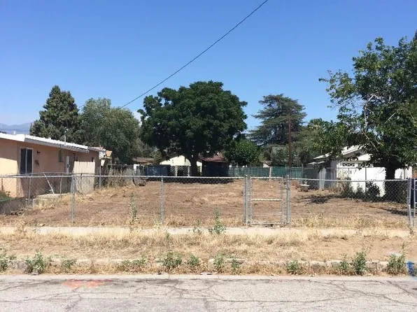 1024 6th St, Redlands, CA 92374