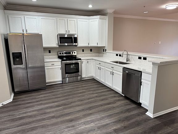 4th image of 6132 White Marble Ct