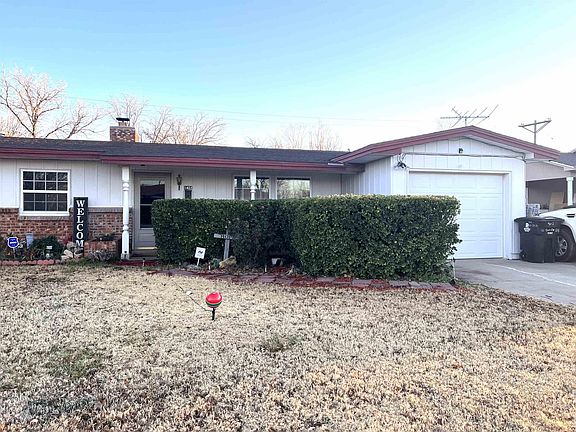 2nd image of 1402 W Bonita Dr